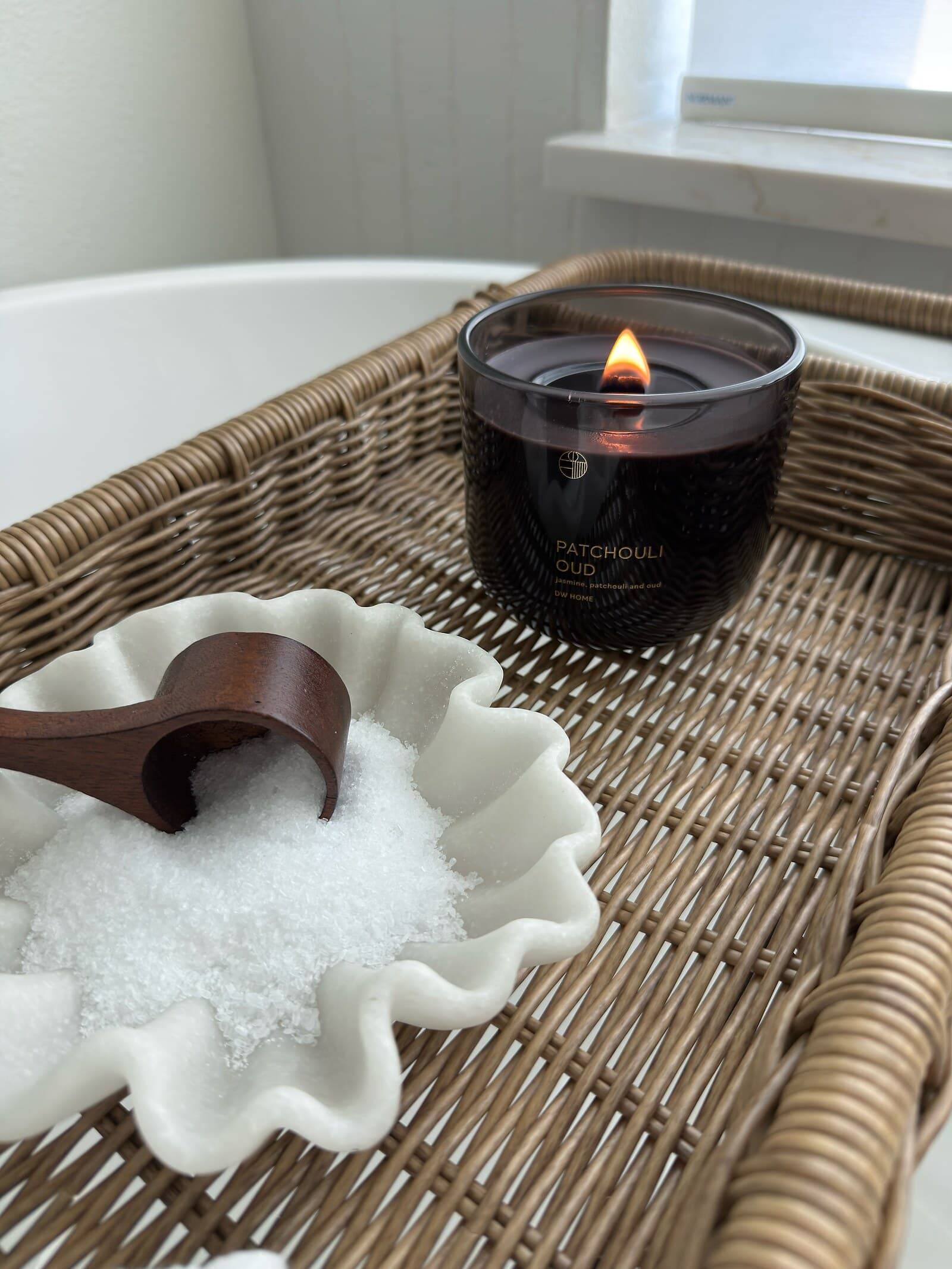 Serene Spa Bath, detail 3